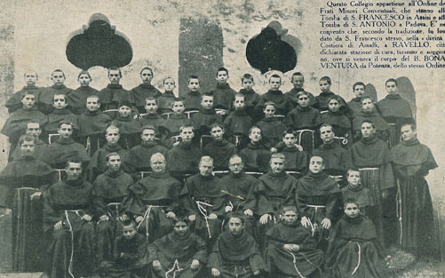 Ravello (Sa) lì 19 dicembre 1934<br />COLLEGIO SERAFICO DEI FRATI MINORI CONVENTUALI<br/>( III, IV , V Ginnasiale)